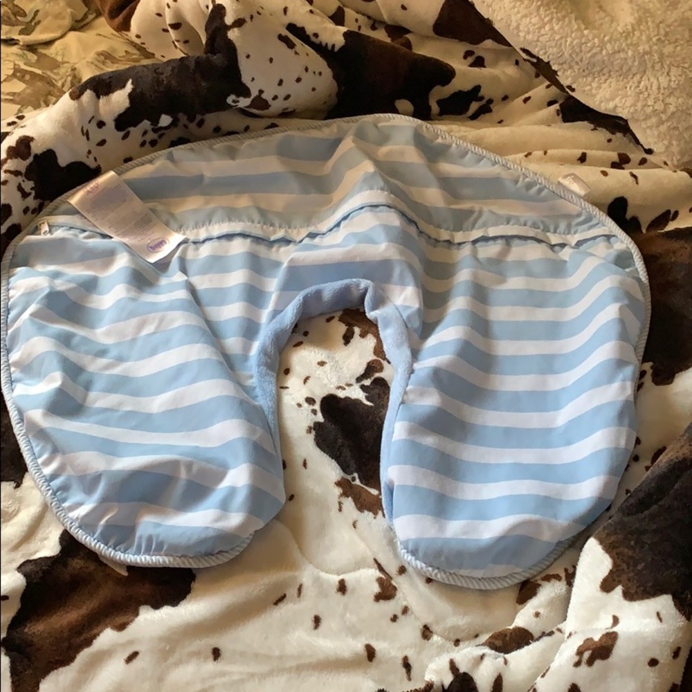 Bobby pillow cover